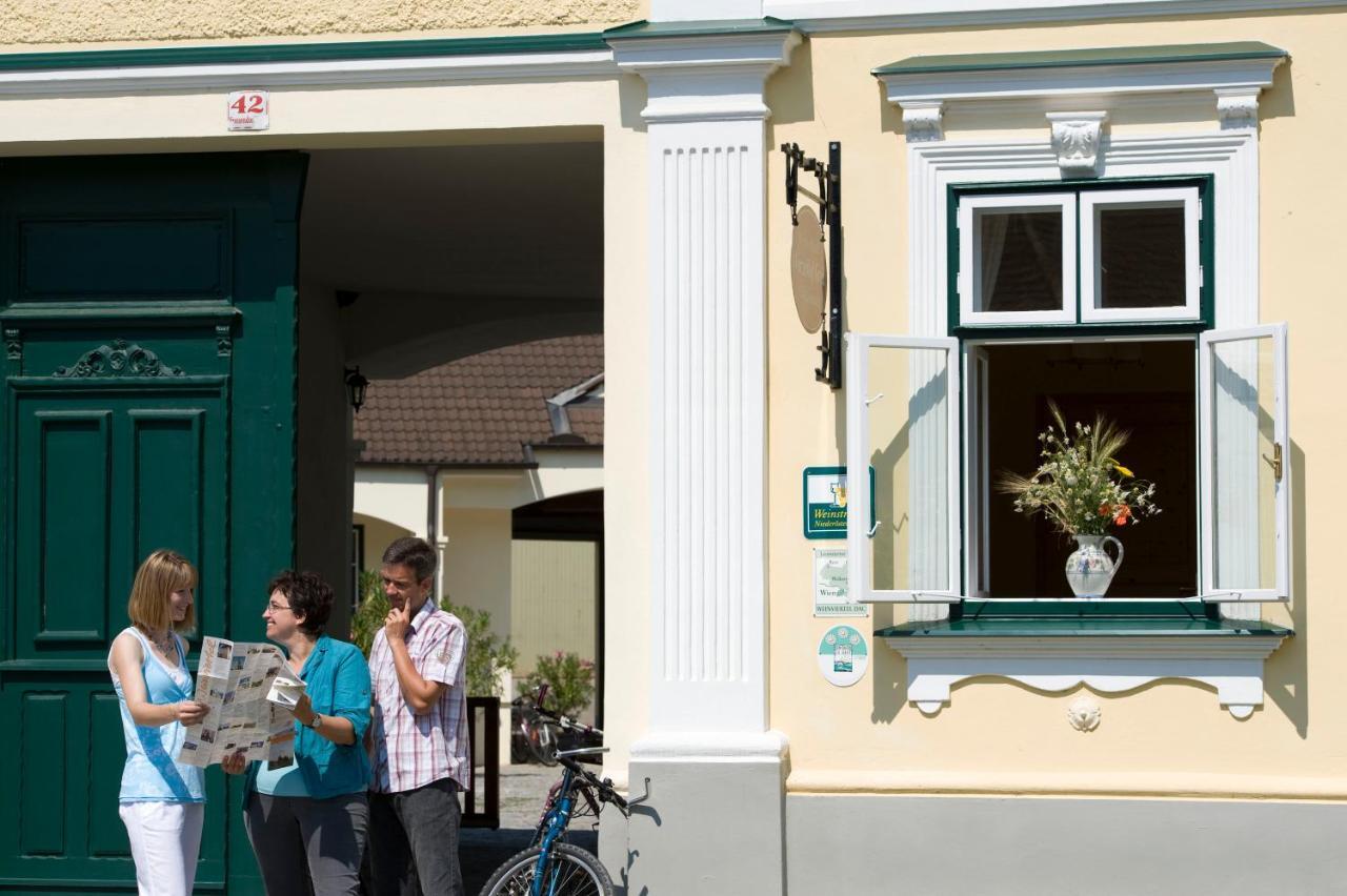Gasthaus Winzerhof&Gästehaus Greil Frauendorf an der Schmida Exterior foto